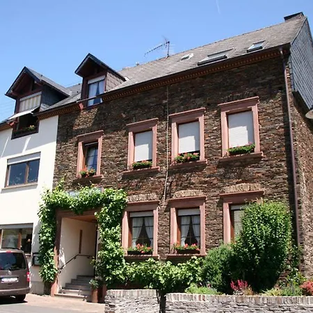 Kathi's Wein- & Gastehaus 3*